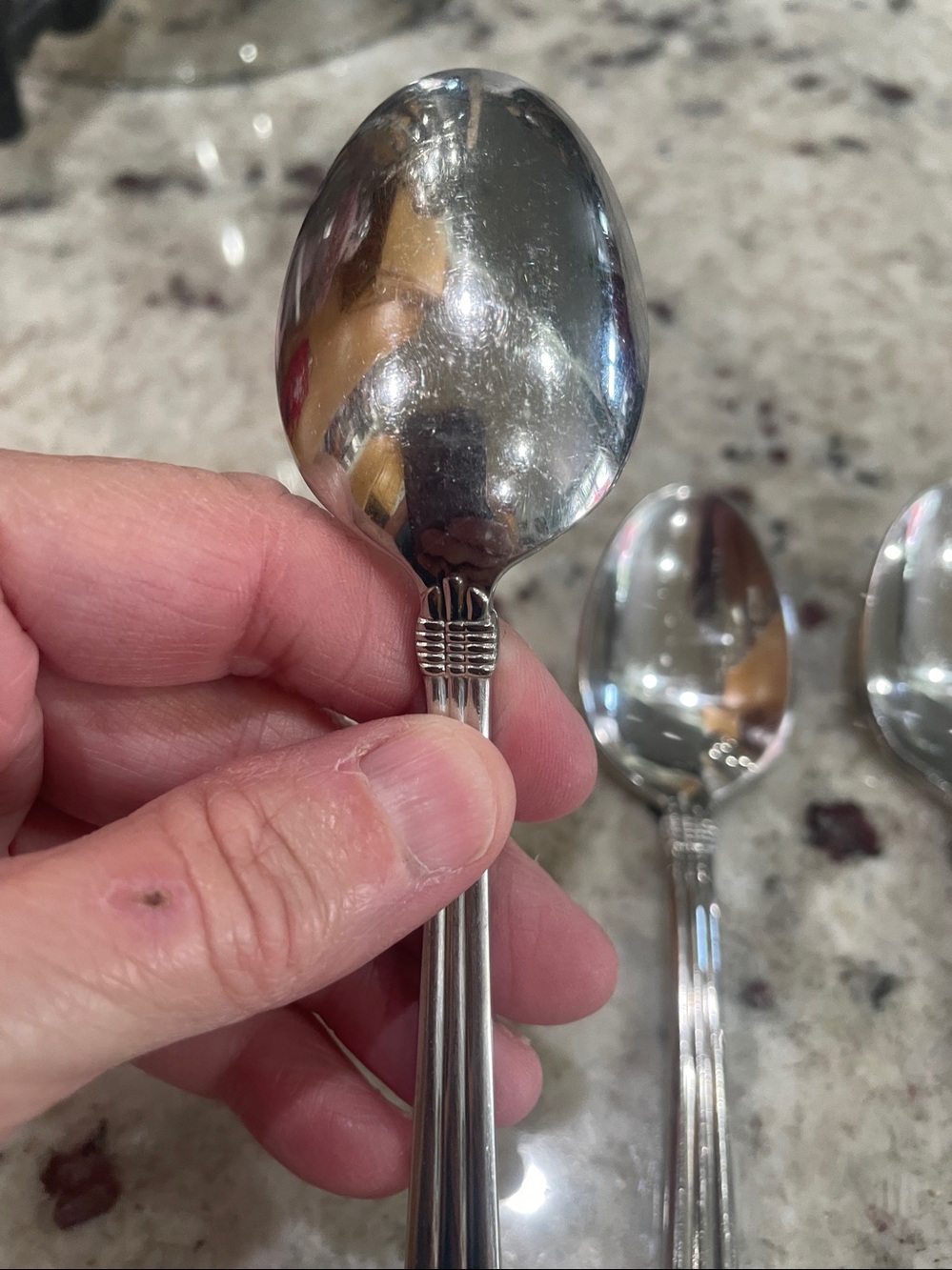 Set of Hampton Silversmiths spoons - Picture 4 of 5